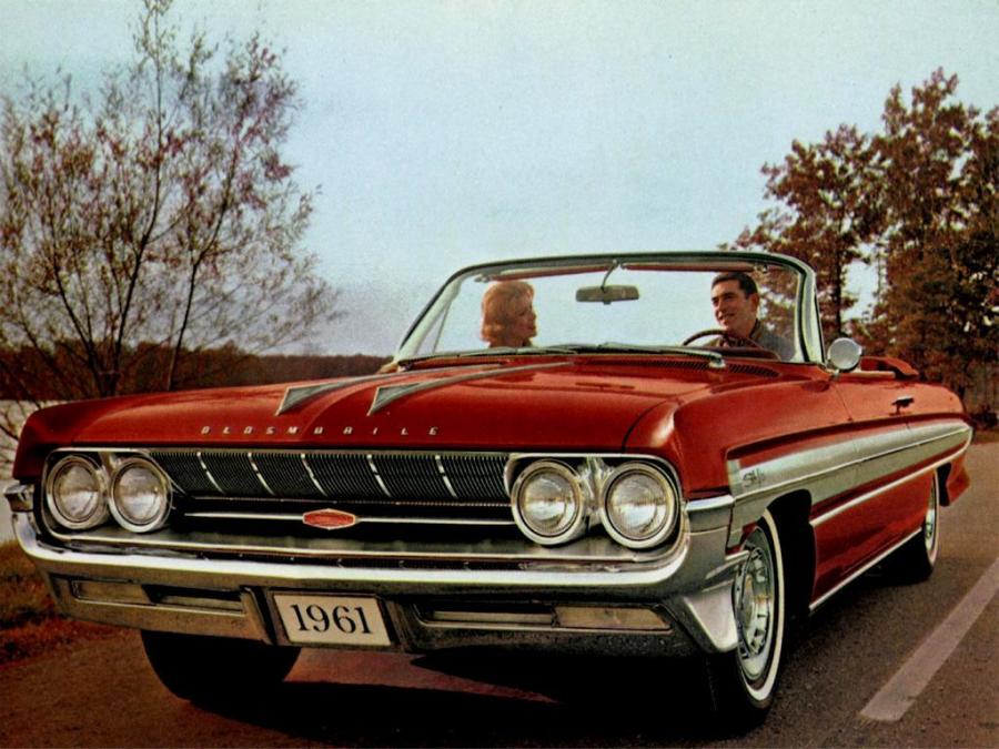  Oldsmobile Starfire Convertible (3667) 1961 года  (фото 5 из 7)